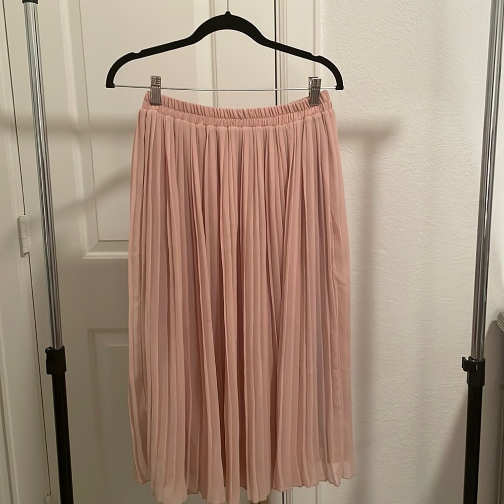 Blush midi skirt